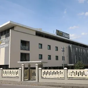 https://one-hotel.italymilanhotels.net